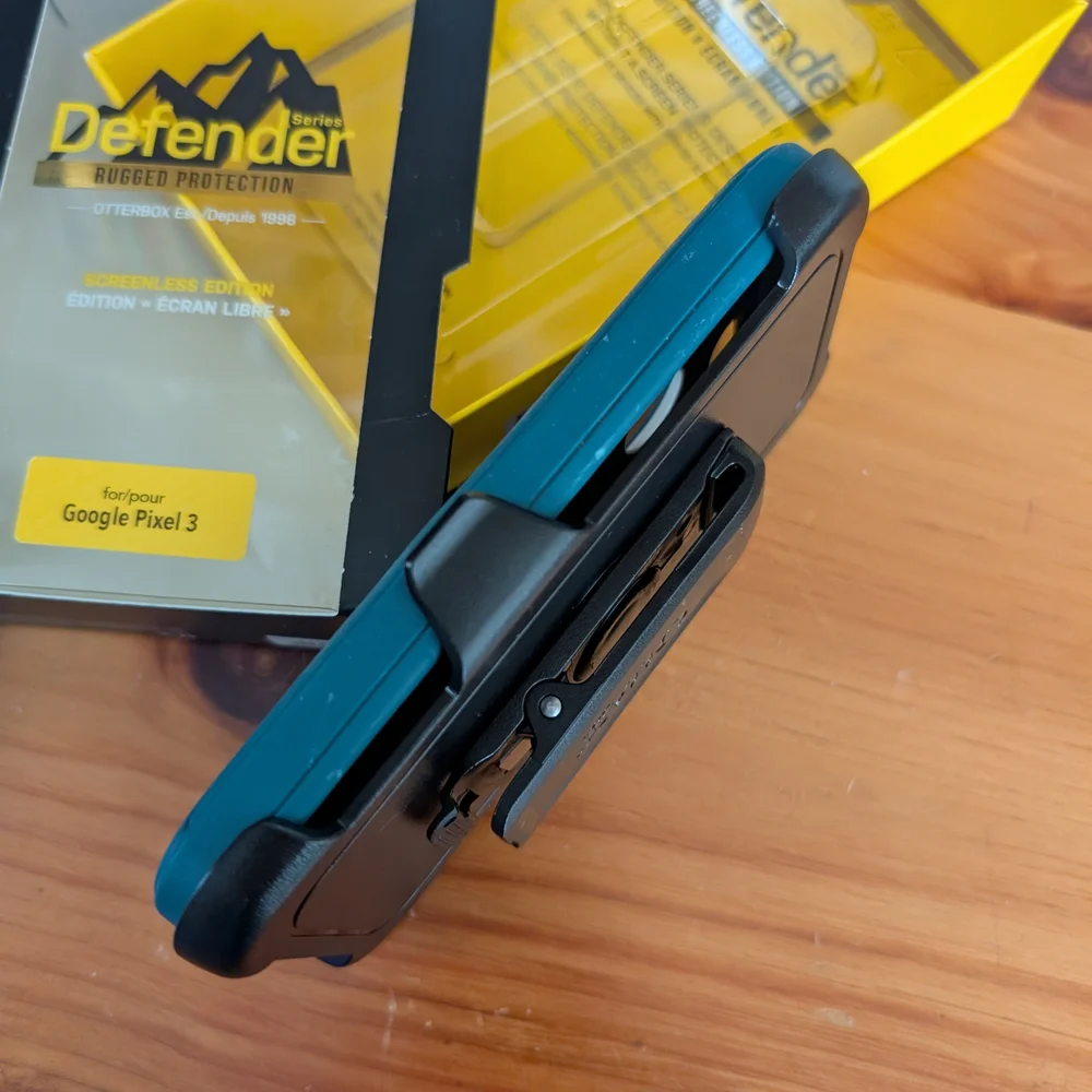 OtterBox Defender Series Case for Google Pixel 3 - Blue - Picture 3 of 4